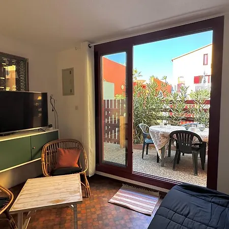 T2 Avec Clim, Piscine Et Parking, A 100m De La - Fr-1-529-294 * Le Barcarès